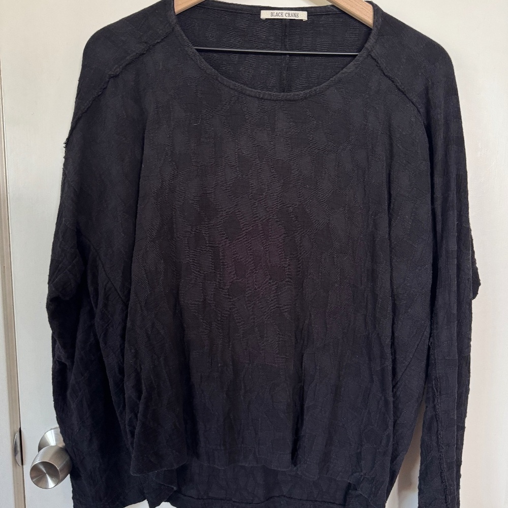 Black Crane 100% Cotton Top size M